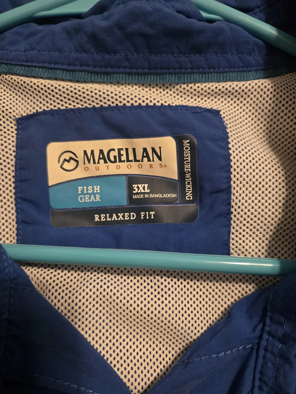 Magellan Outdoors Blue Relaxed Fit Fishing Shirt with Mesh Lining